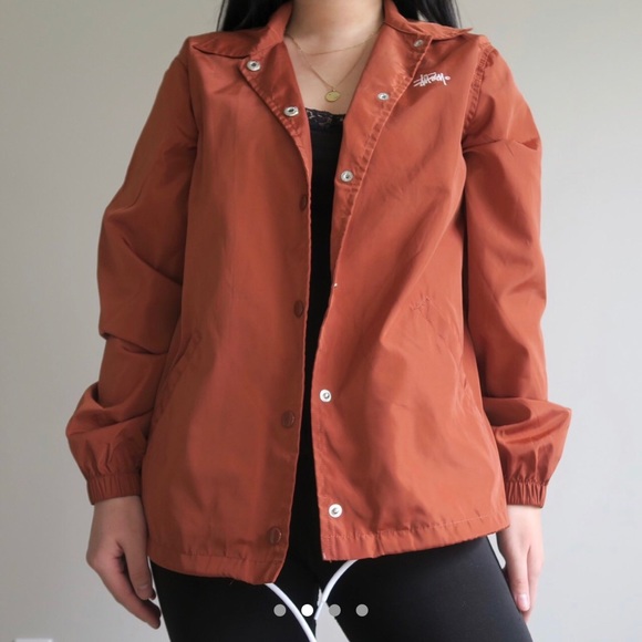 STUSSY NEWTON COACH JACKET. - Picture 2 of 4